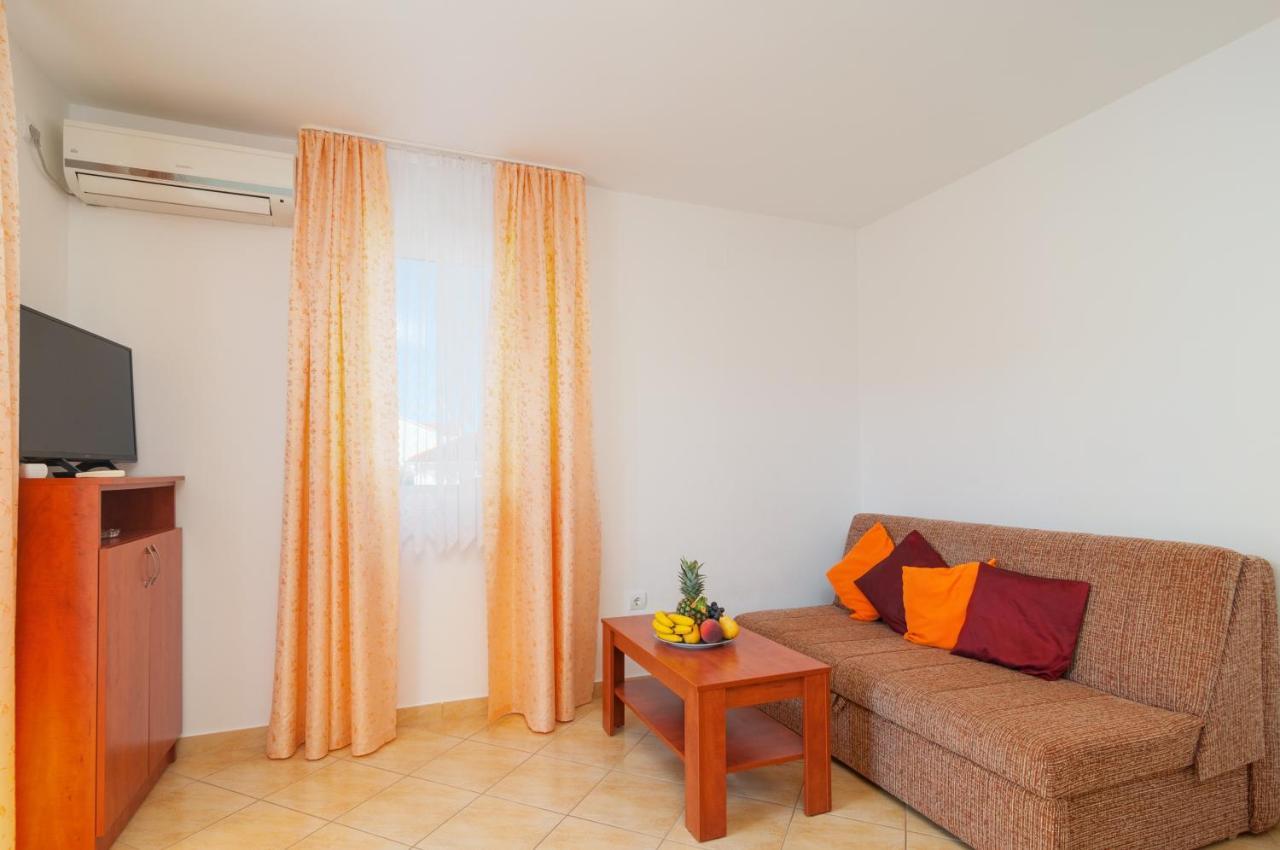 Apartments Island Beat Supetar Δωμάτιο φωτογραφία
