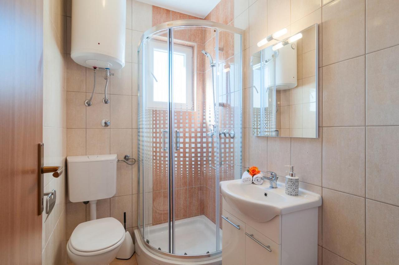 Apartments Island Beat Supetar Δωμάτιο φωτογραφία