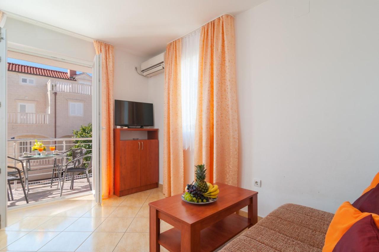 Apartments Island Beat Supetar Δωμάτιο φωτογραφία