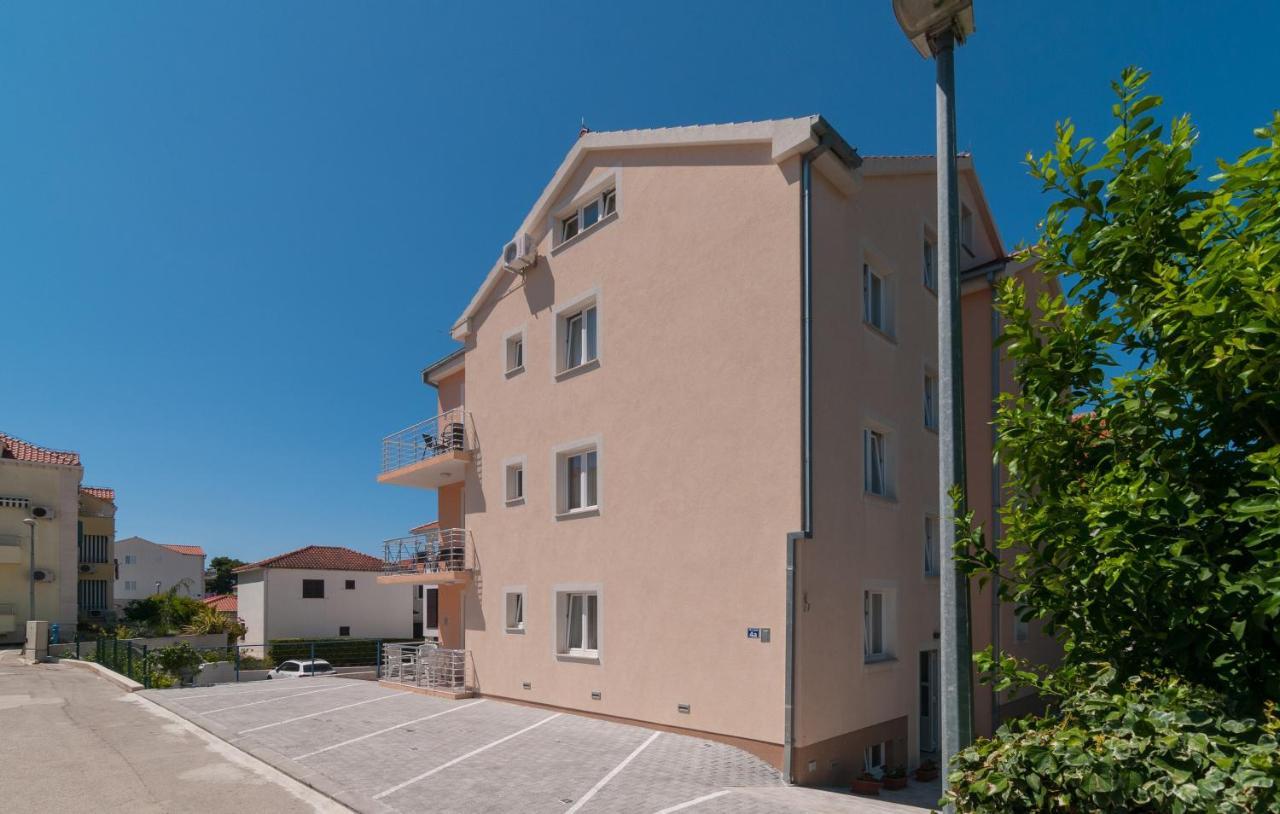Apartments Island Beat Supetar Εξωτερικό φωτογραφία