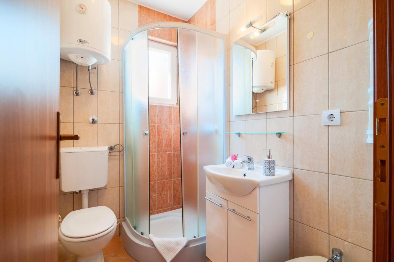 Apartments Island Beat Supetar Εξωτερικό φωτογραφία
