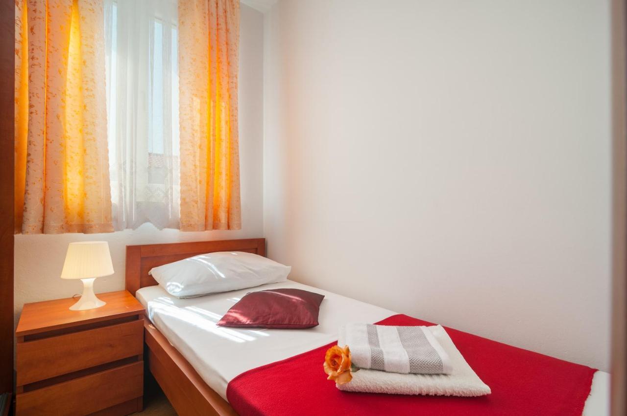 Apartments Island Beat Supetar Εξωτερικό φωτογραφία