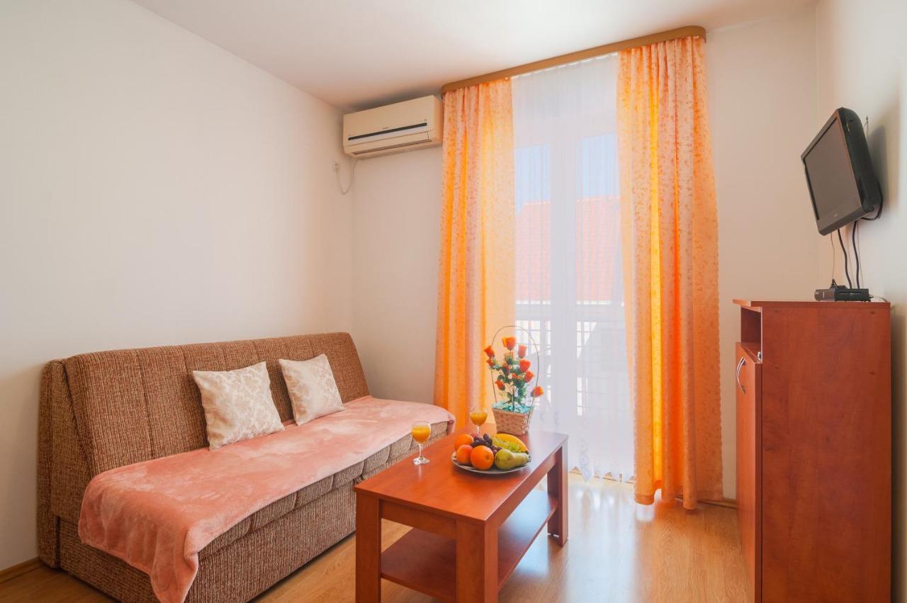 Apartments Island Beat Supetar Εξωτερικό φωτογραφία