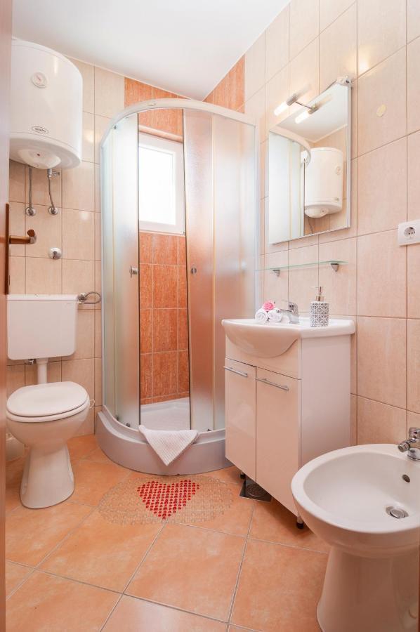 Apartments Island Beat Supetar Εξωτερικό φωτογραφία